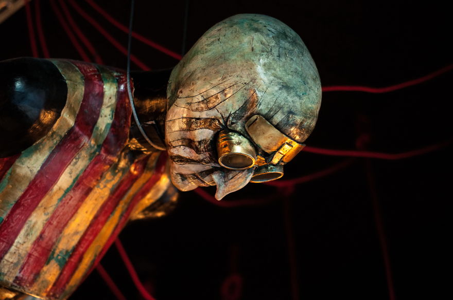 I Made These Surreal Sculptures From Ordinary Objects And Old Mannequins, Covered Them In Paper Mache And This Is The Result! I Made These Surreal Sculptures From Ordinary Objects And Old Mannequins, Covered Them In Paper Mache And This Is The Result!