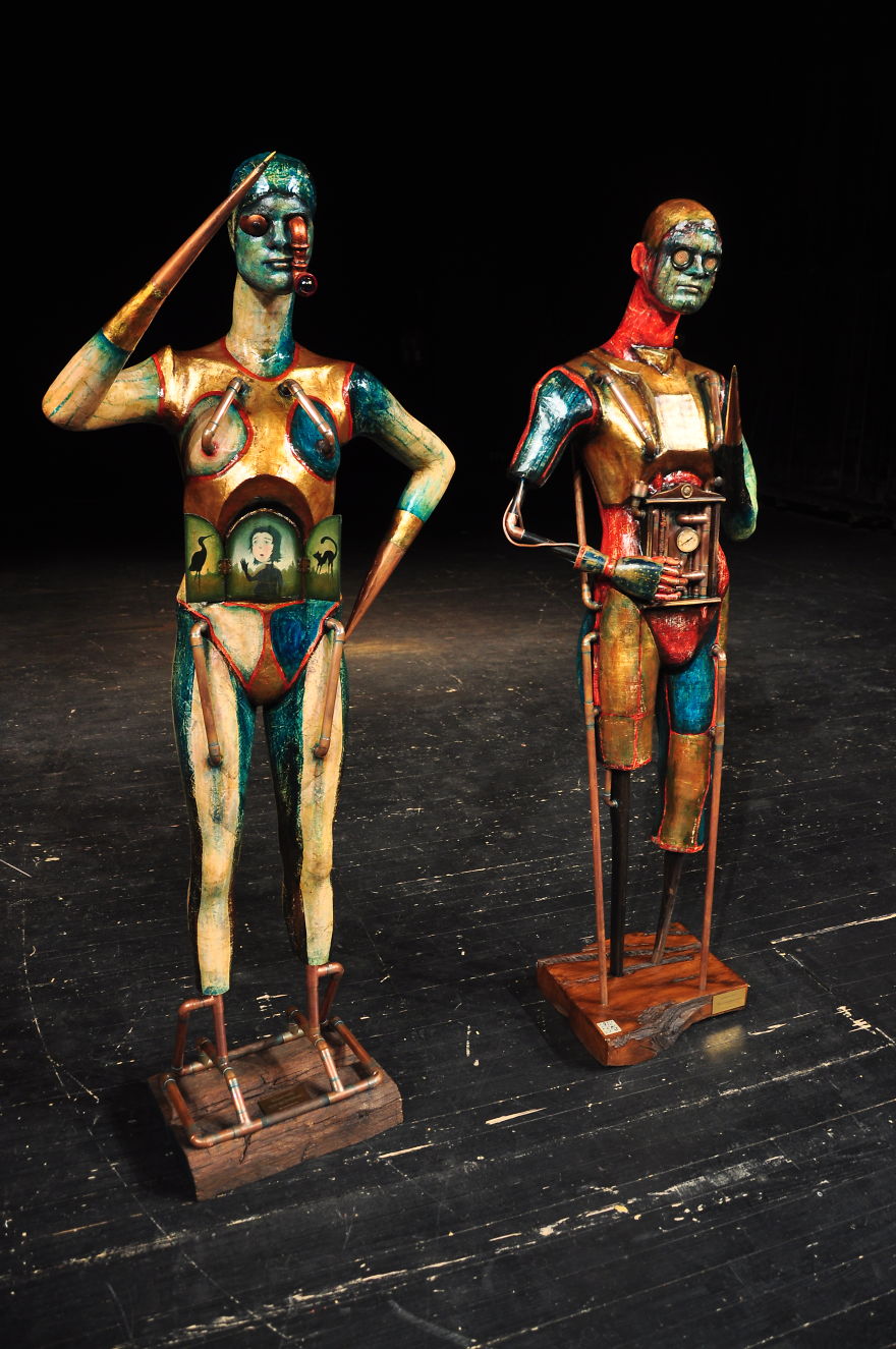 I Made These Surreal Sculptures From Ordinary Objects And Old Mannequins, Covered Them In Paper Mache And This Is The Result! I Made These Surreal Sculptures From Ordinary Objects And Old Mannequins, Covered Them In Paper Mache And This Is The Result!