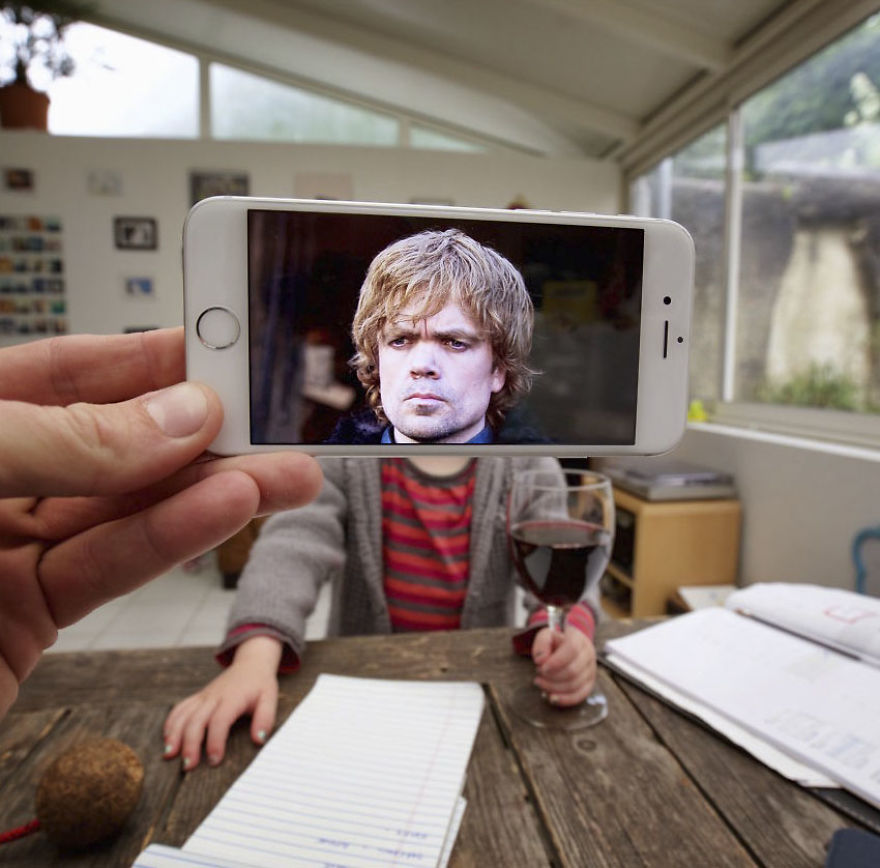 I Insert Game Of Thrones Characters Into Real Life Situations Using My iPhone