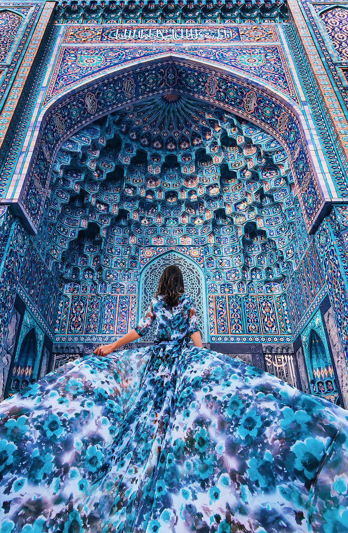 Mezquita de San Petersburgo, Rusia. Modelo: Aygul