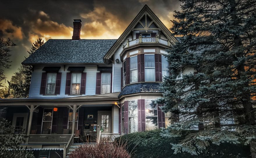 7 Haunted Places To Visit This Halloween 👻