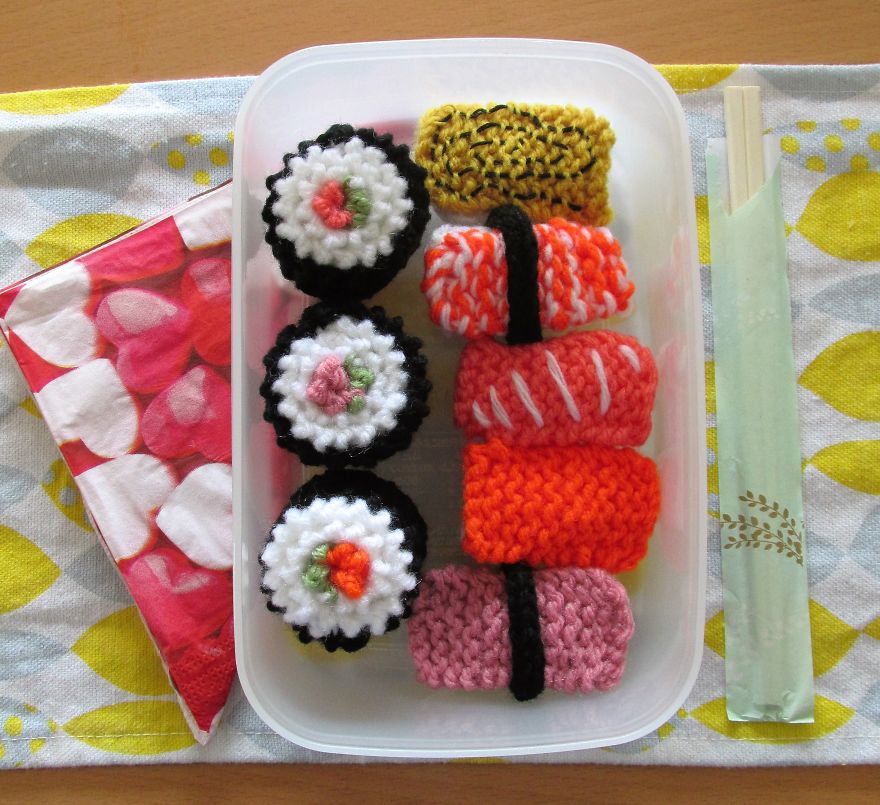 Knit Your Own Amazingly Cute Sushi