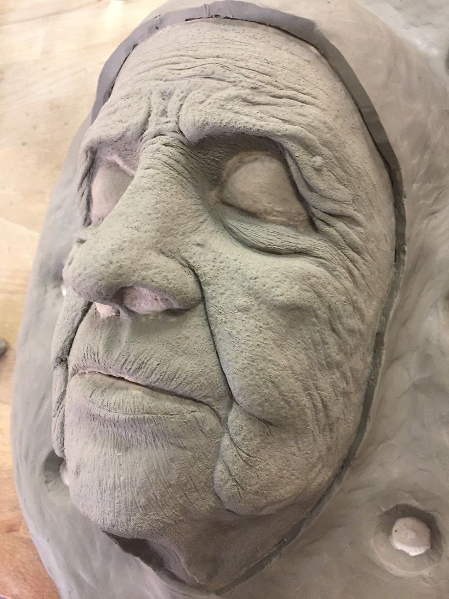 Makeup Student Creates Realistic Old Age Prosthetic