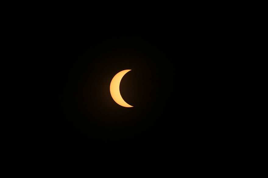 I Photographed A Total Solar Eclipse And It Was Nothing Like I Imagined
