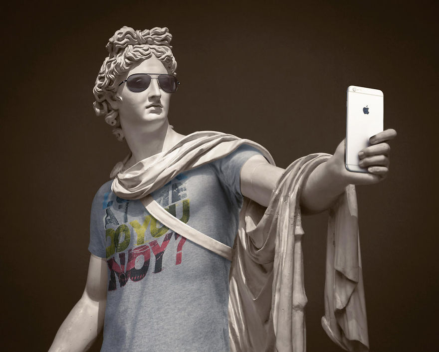 "the Hipsters In Stone" Project Is Back. Old Dressed Statues, Turning Instagram Stars