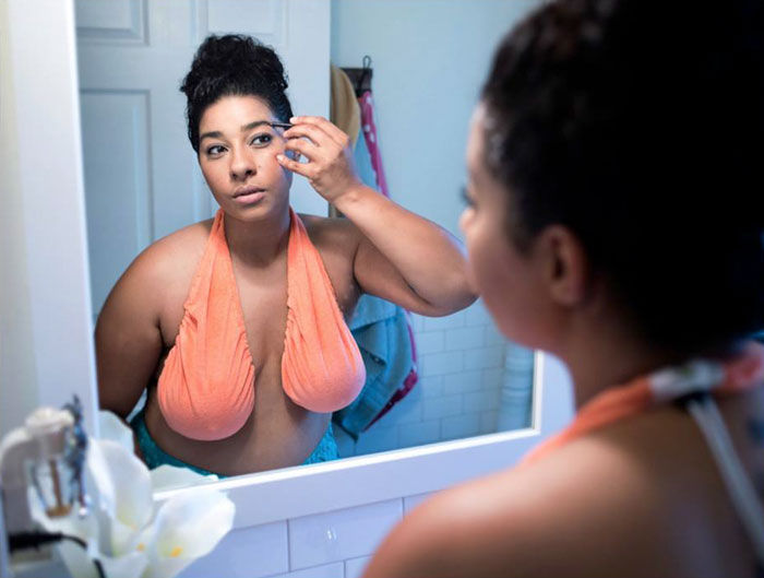 Ta-Ta Towels For Boobs Are A Thing Now, And It's A Woman's Dream Come True