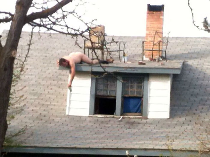 Creo que el vecino está borracho