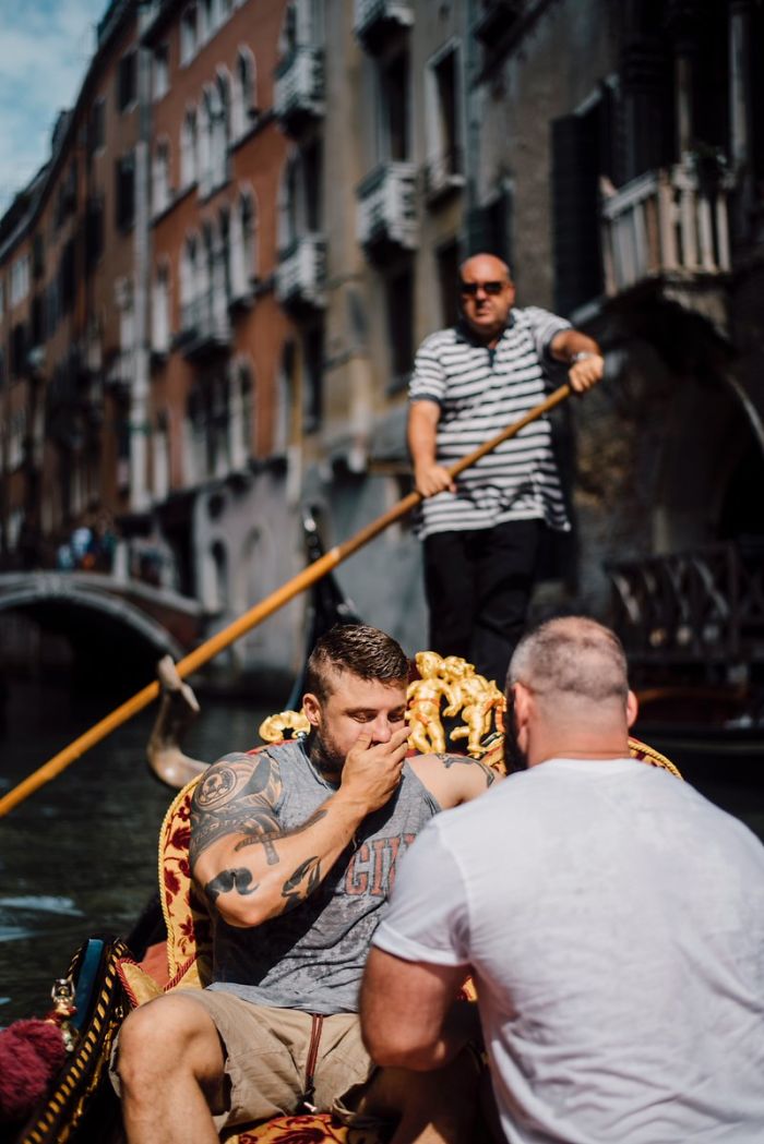Former Olympic Diver Gets Surprise Proposal In Venice, And Their Photos Set The Internet On Fire
