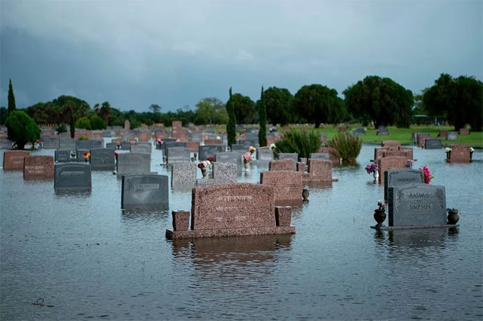 A Flooded Graveyard In Pearland