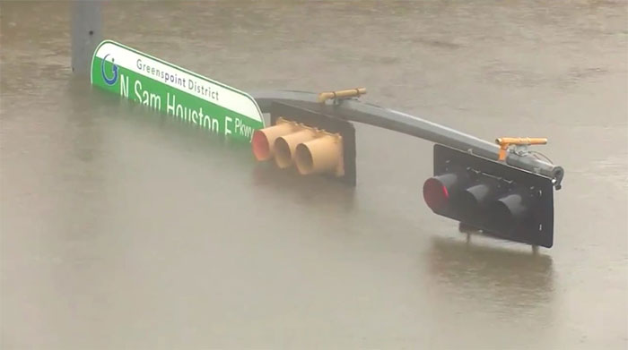 Intersection Along San Houston Pkwy. In Houston, Water About 17 Feet Deep