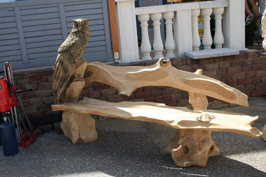 This Incredible Dragon Bench Was Carved Using A Chainsaw
