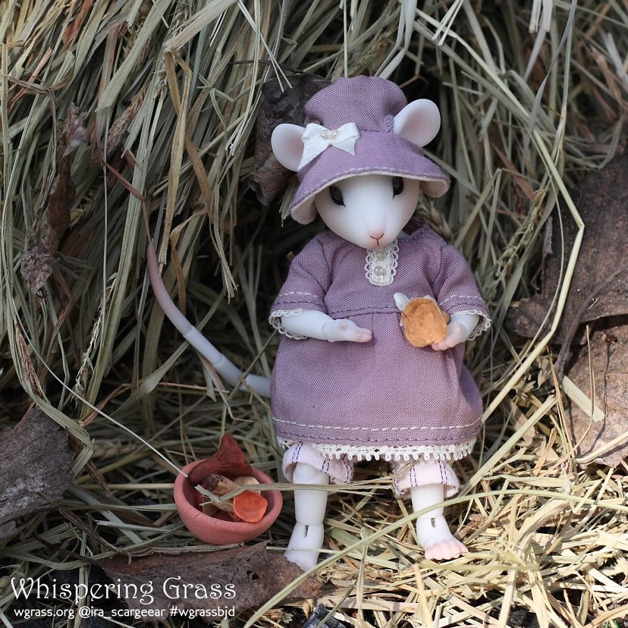 Tiny Ball-Jointed Animal Dolls Look Like They Just Came From The Old Fairytale Book Tiny Ball-Jointed Animal Dolls Look Like They Just Came From The Old Fairytale Book