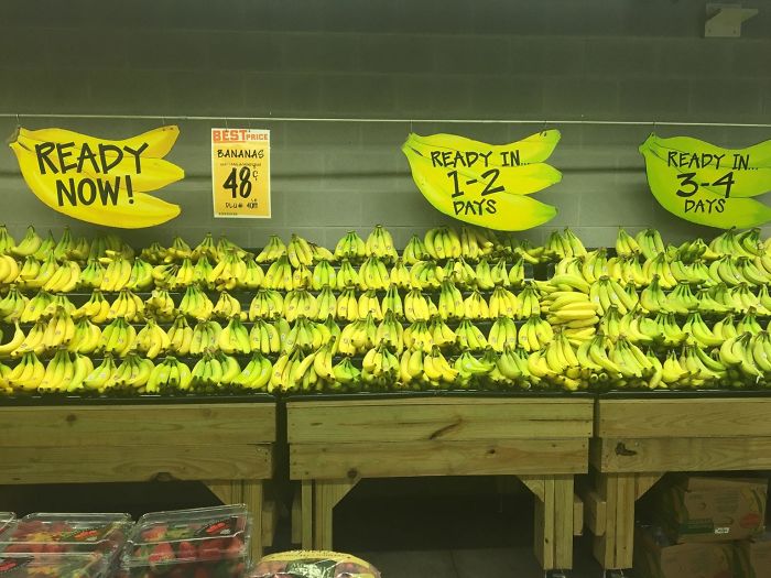 En esta tienda clasifican los plátanos según su madurez