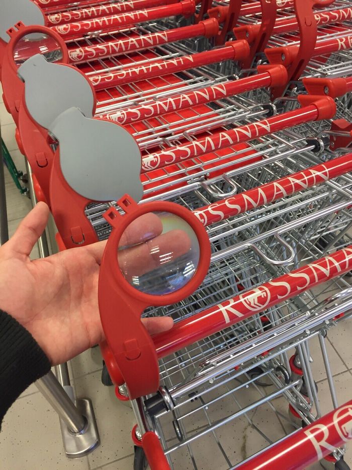 These Shopping Carts Have A Magnifying Glass For The Elderly