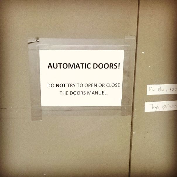 Automatic doors sign 