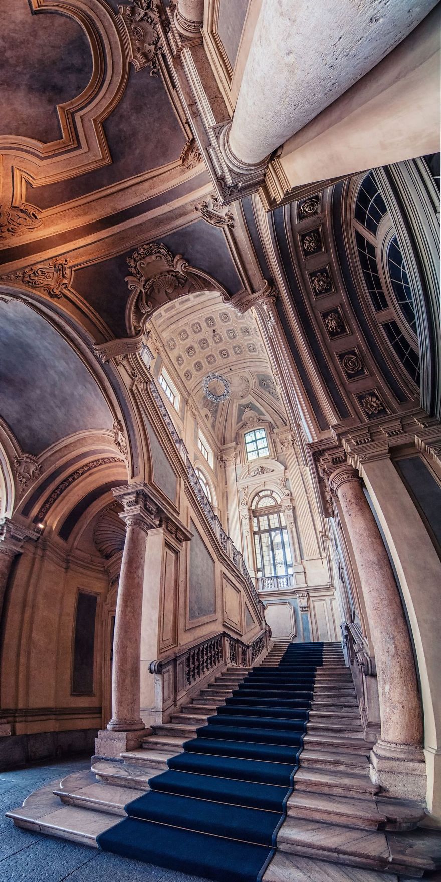 I Shoot Vertical Panorama To Search The Real Form Of Beautiful Architecture