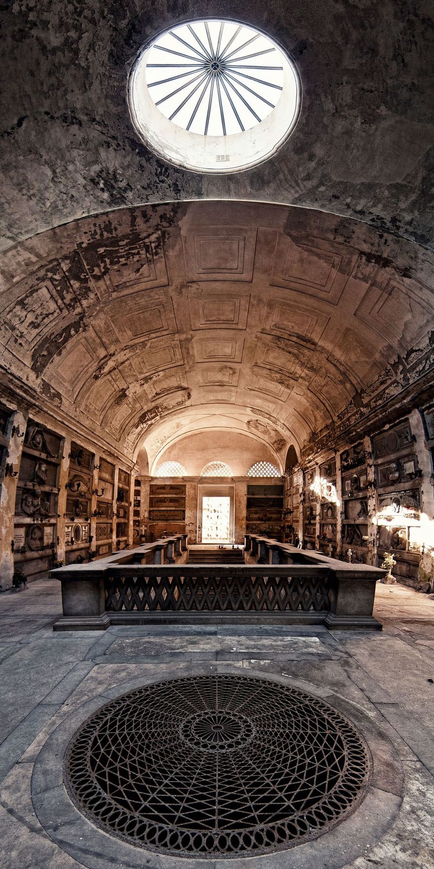 I Shoot Vertical Panoramas To Reveal The True Beauty Of Architecture I Shoot Vertical Panoramas To Reveal The True Beauty Of Architecture