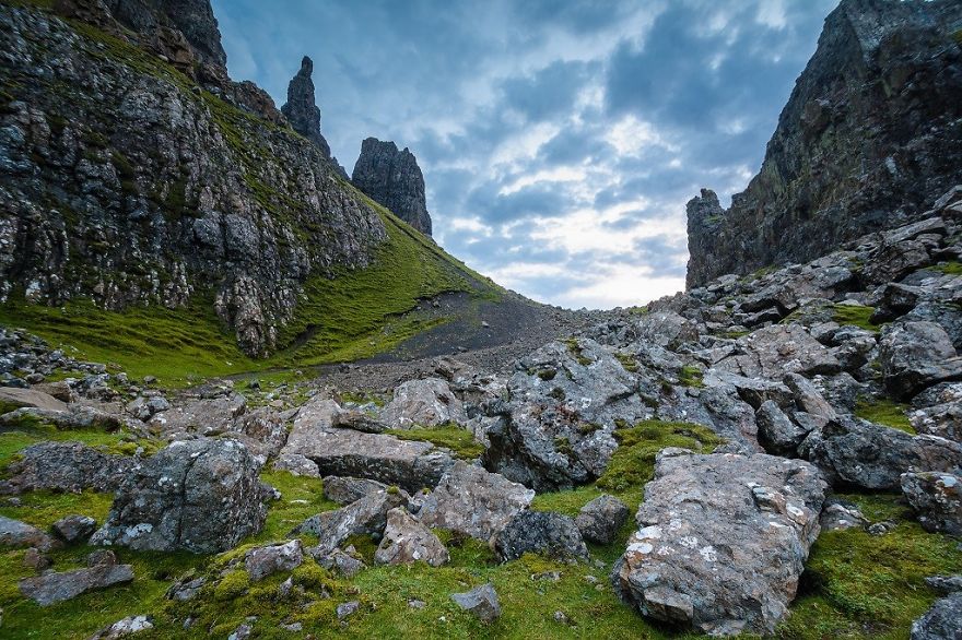 If You Love Hiking, Try Out Quiraing On The Isle Of Skye In Scotland