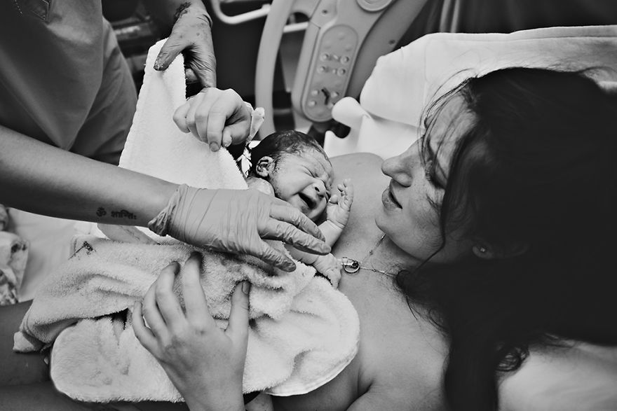 I Documented An Emotional, Tiring Yet Beautiful Miracle Of Birth