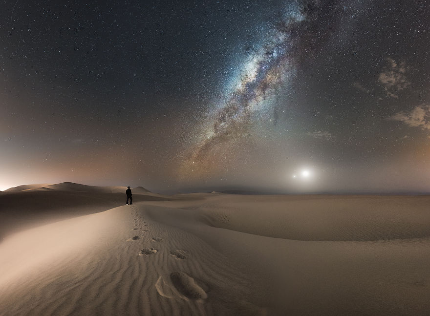 Nightscape | Human, Milky Way, Moon And Venus Conjunction, Peru - Camilo Andrés Jaramillo Slva / Pna