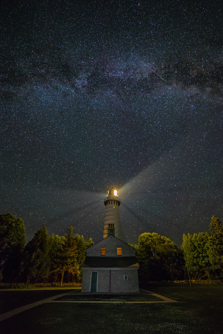 Nightscape | Milky Way Over Cana Island Lighthouse, Usa - Jim Brannstorm / Pna