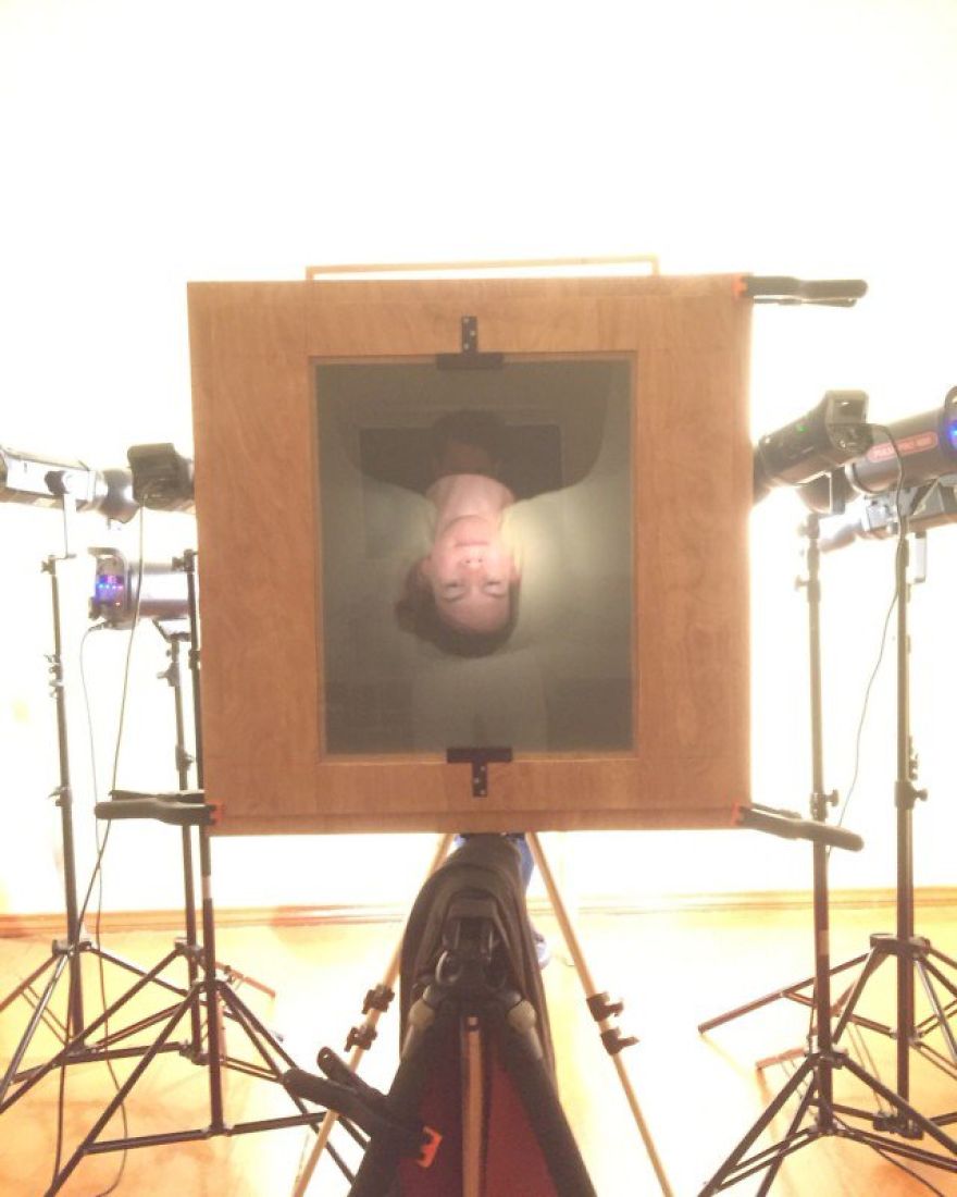 Photographer Transforms An Old Camper Van Into A Giant Camera And Is Going To The Streets To Photograph Unknowns Photographer Transforms An Old Camper Van Into A Giant Camera And Is Going To The Streets To Photograph Unknowns