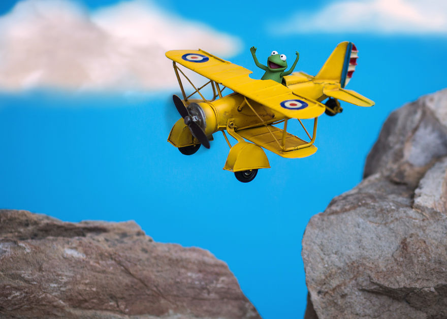 "move Over Snoopy! The Real Flying Ace Has Arrived!"