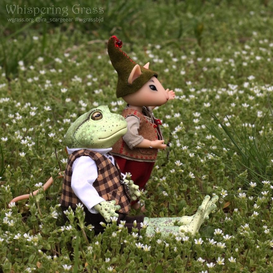 Tiny Ball-Jointed Animal Dolls Look Like They Just Came From The Old Fairytale Book Tiny Ball-Jointed Animal Dolls Look Like They Just Came From The Old Fairytale Book