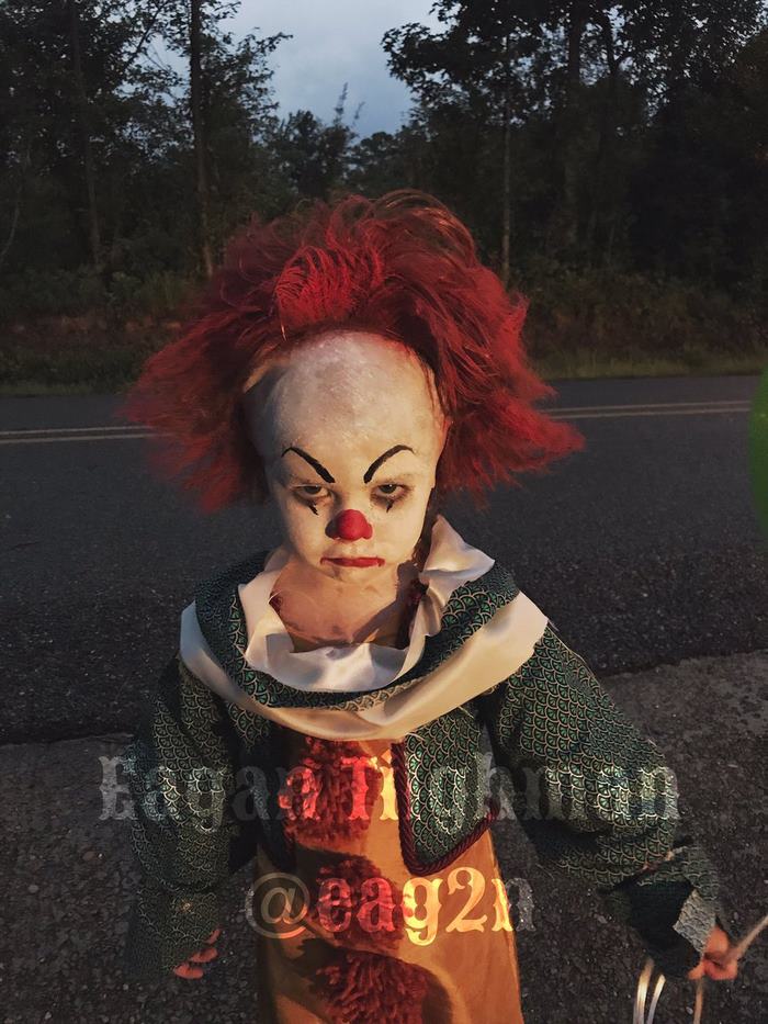 clown-child-photoshoot-movie-it-pennywise-eagan-tilghman-8