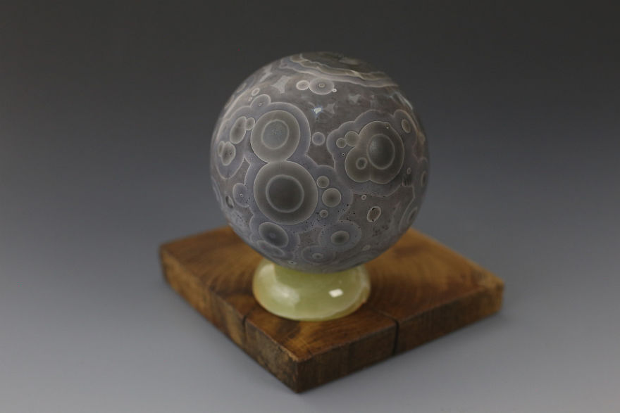 I Made Porcelain Orbs That Look Like Alien Planets