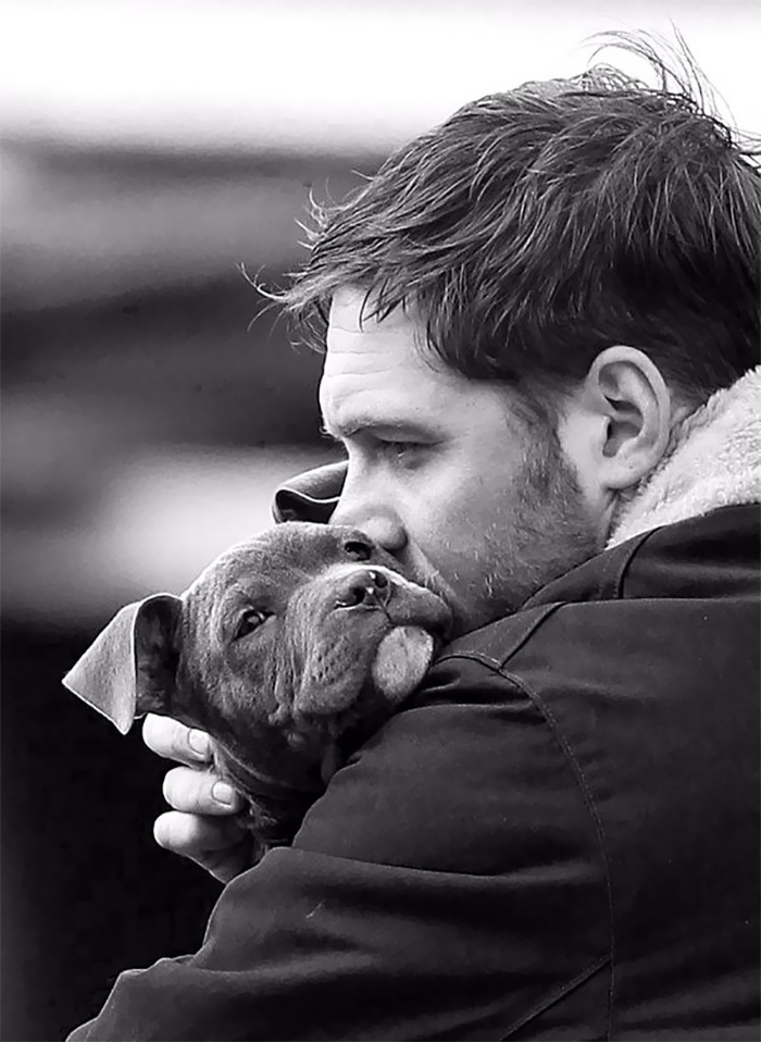 Love-for-dogs-tom-hardy