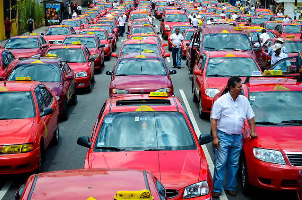 taxi-protest-costa-rica.jpg