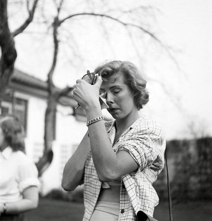 Chica Con Un Espejo, 1940