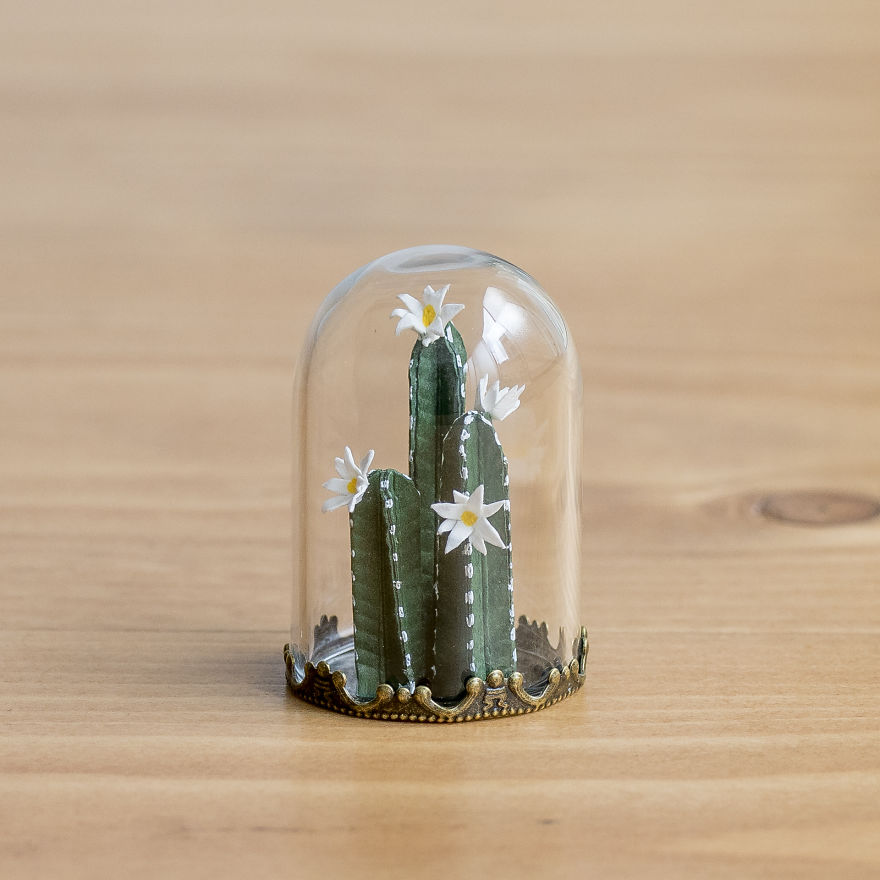 Крошечные террариумы с миниатюрными бумажными растениями, цветущими кактусами и цветами, Миниатюрные бумажные террариумы