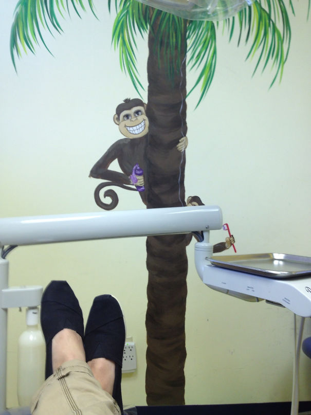 I'm Already Terrified Of The Dentist. Then They Put Me In This Room