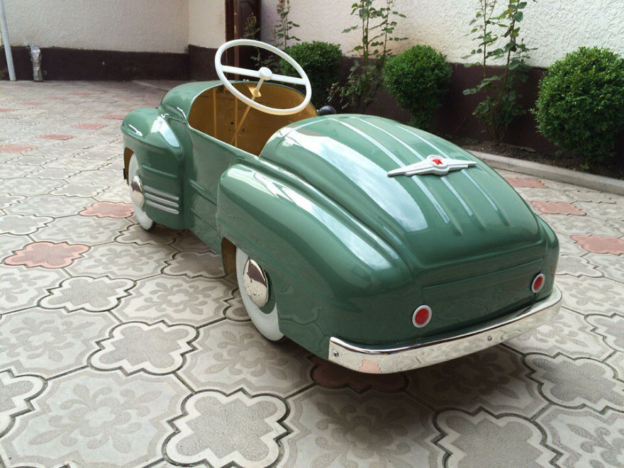 Russian Man Restores Child Pedal Vehicles From USSR-Times, And The Result Looks Amazing