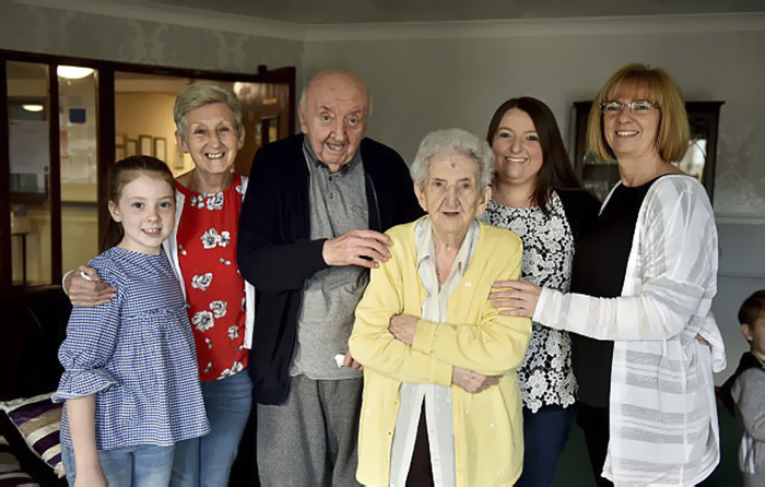 Mom, 98, Moves Into Care Home To Look After Her 80-Year-Old Son Because "You Never Stop Being A Mum"