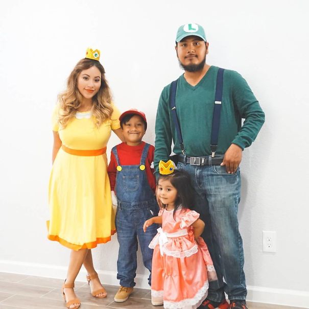 This Years Family Costume Was All Diy & We Had A Blast