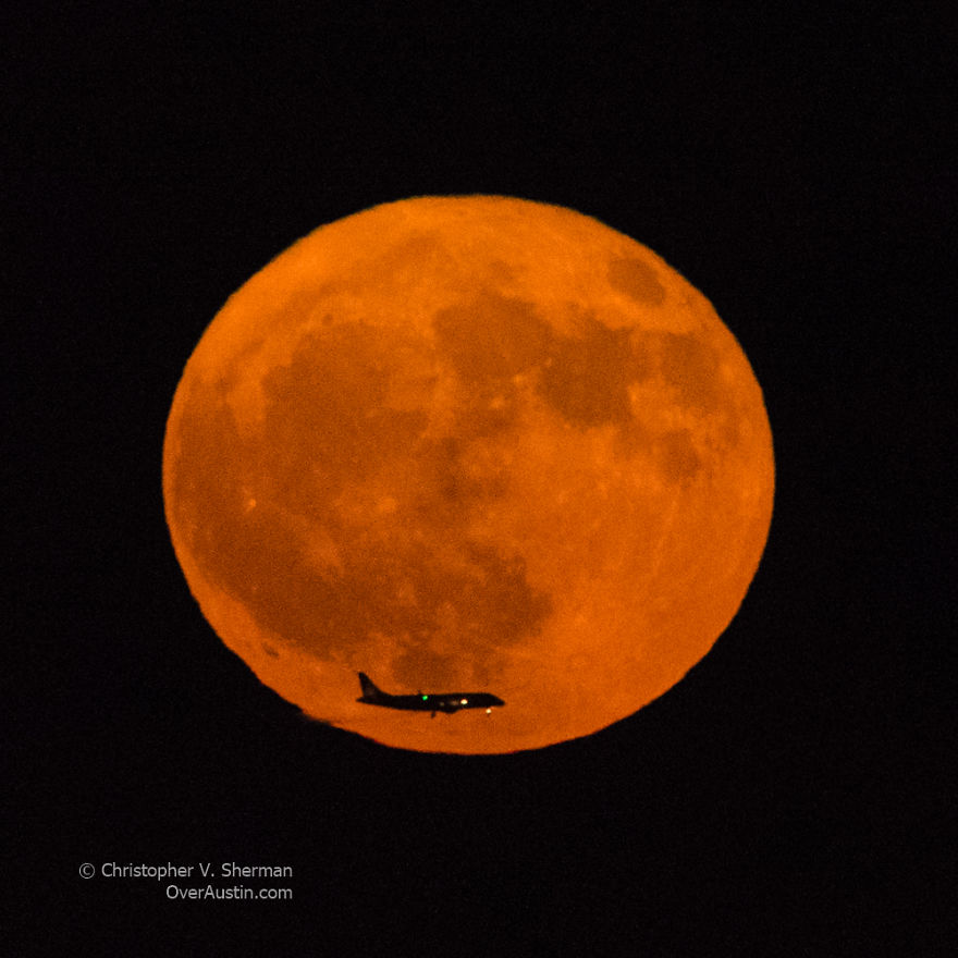 I Caught Two Separate Planes Transiting Last Night’s Harvest Moon Over Austin, Tx