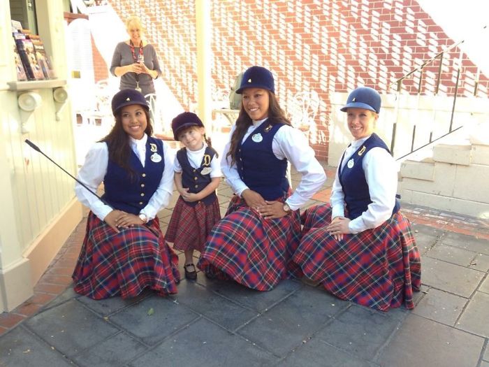 Little Girl Dresses As Disneyland Castmember For Halloween Every Year