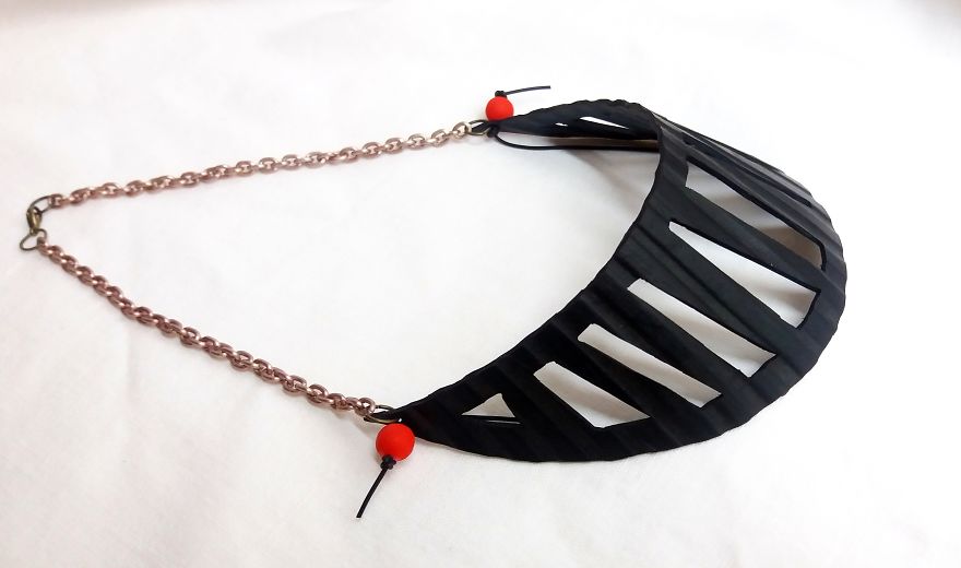 I Make Jewelry And Accessories Out Of Upcycled Bike And Car Inner Tubes