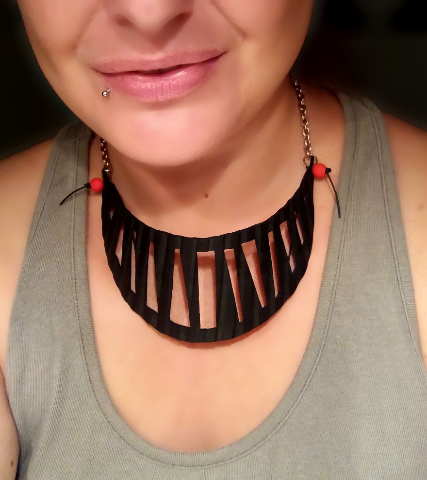 I Make Jewelry And Accessories Out Of Upcycled Bike And Car Inner Tubes