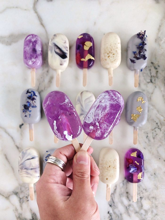 Avid Home Baker Who Turns Leftover Cake Scraps Into Meticulously Crafted Cake-Popsicles