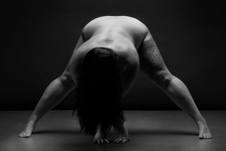 Stunning Black And White Fine-Art Nude Photography ‘Bodyscapes Xxl’ (Nsfw)