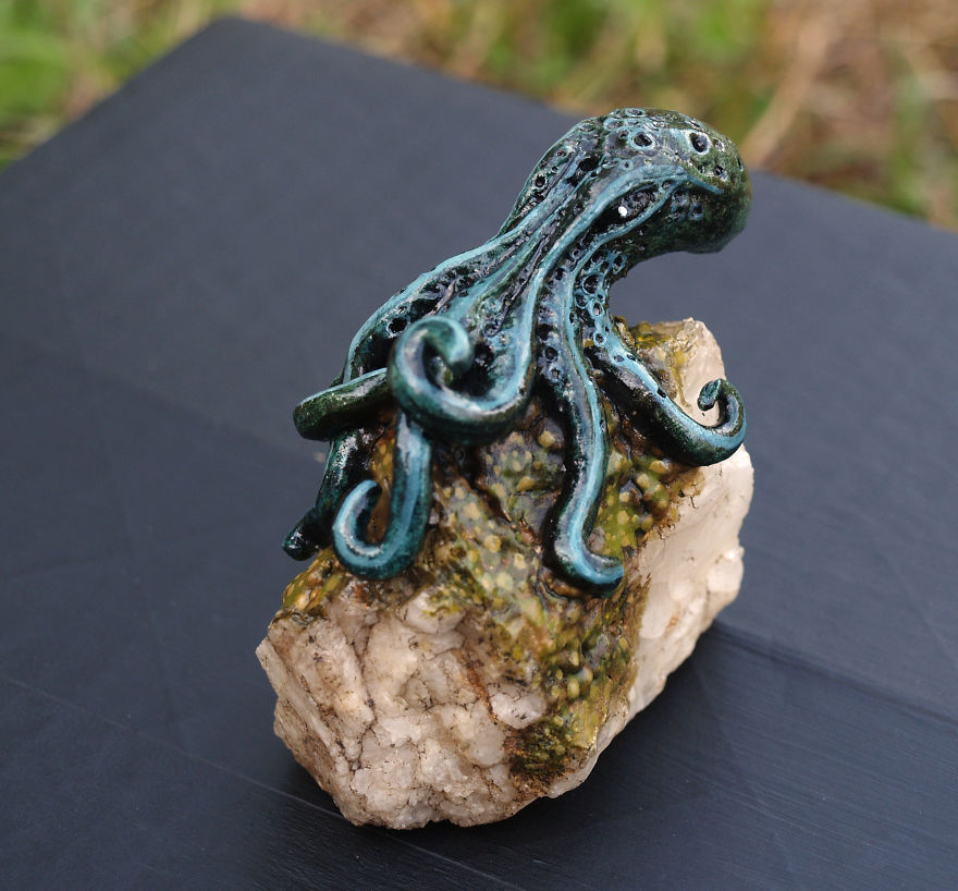 I Make Sculptures Of Gentle Monsters From Polymer Clay