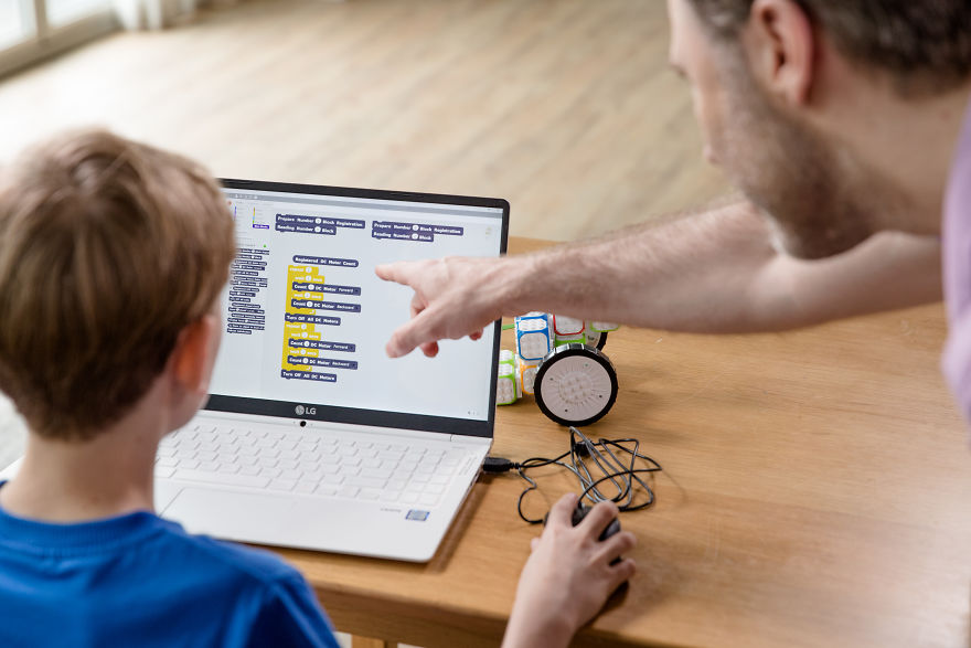 Teaching Coding To Help Kids Feel Creative