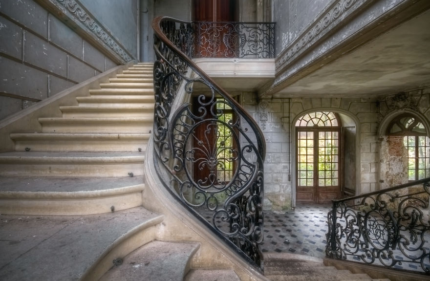Abandoned Staircase