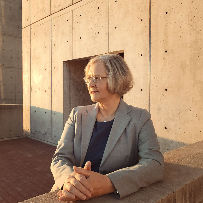 Elizabeth Blackburn - First Woman To Become President Of The Salk Institute