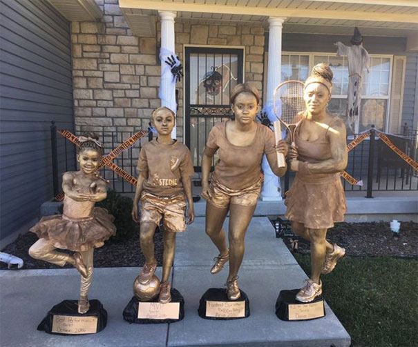 Shout Out To My Nieces Mama This Has Gotta Be The Most Creative Thing Ever... Trophies For Halloween