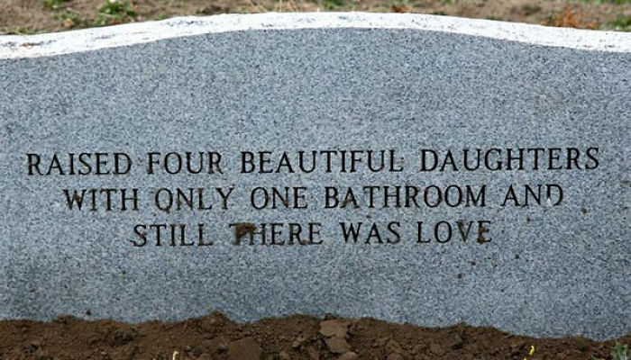 Criamos a 4 bellas hijas con un solo cuarto de baño, y aún así había amor